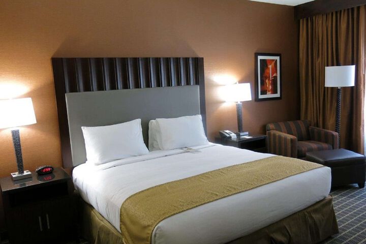Room 37 of 90