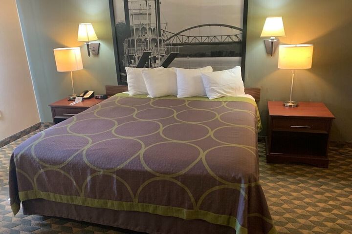 Room 22 of 31