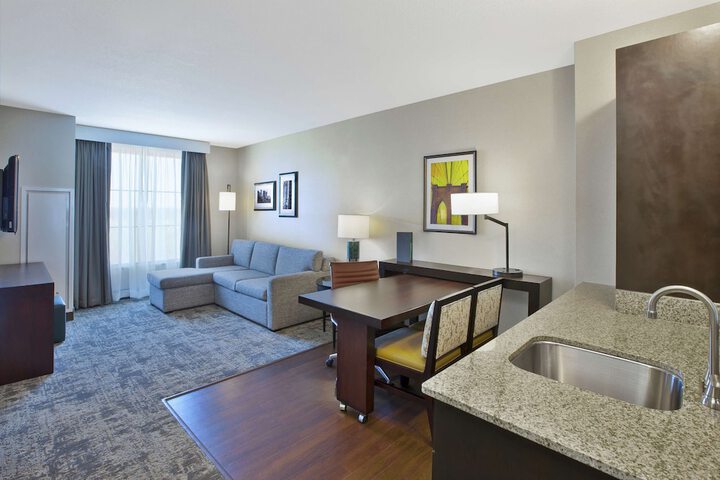Room 14 of 40