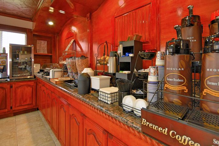 Breakfast/Coffee Service 15 of 15