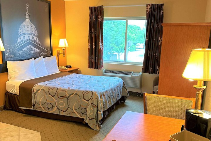 Room 41 of 56