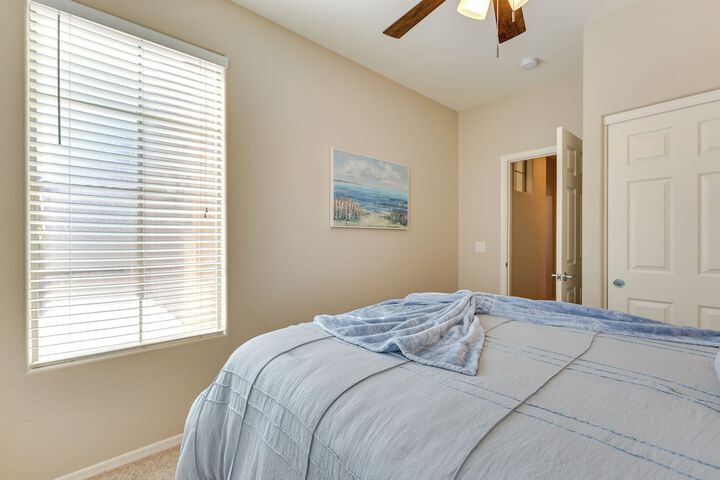 Near Parks & Golf: Maricopa Home w / Covered Patio!