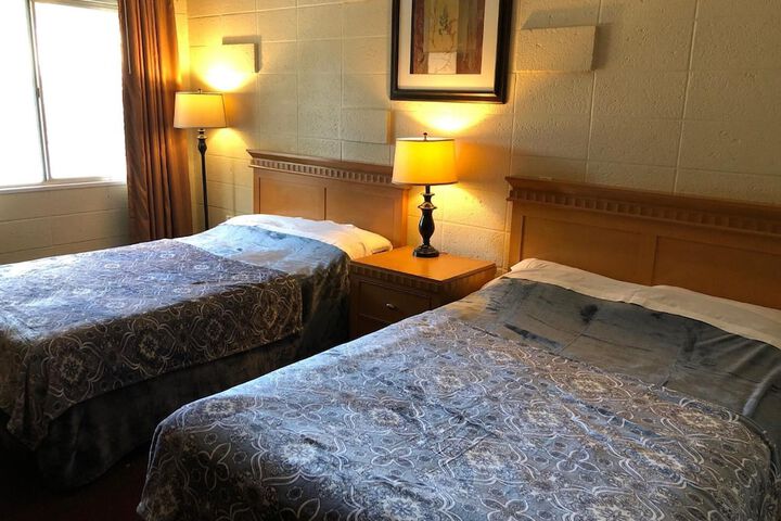 Room 20 of 32
