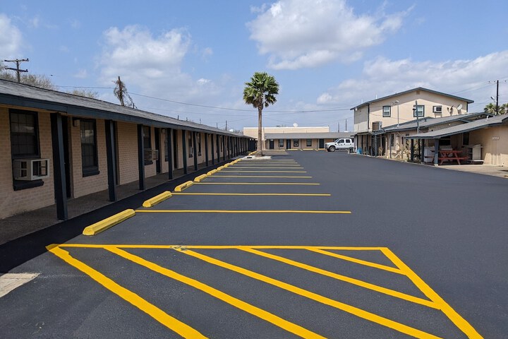 Economy Inn Kingsville