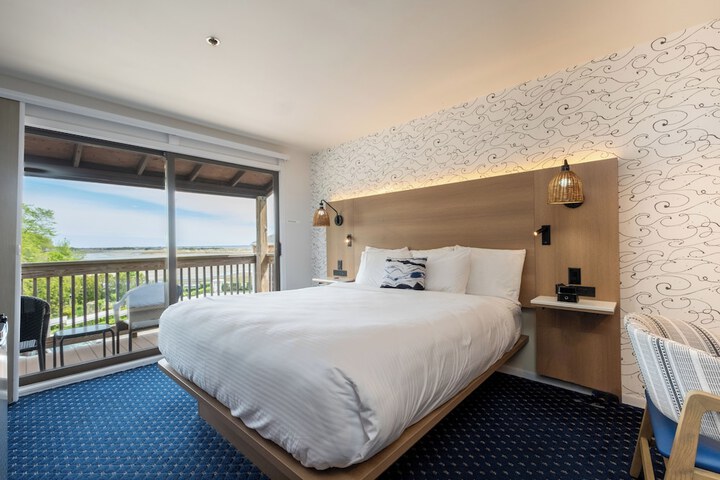 Aspinquid Resort