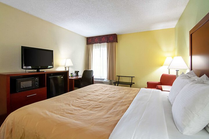 Room 27 of 41