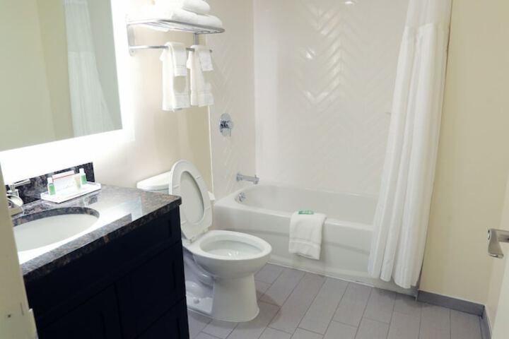 Holiday Inn Champaign by IHG