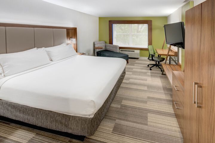 Room 42 of 50