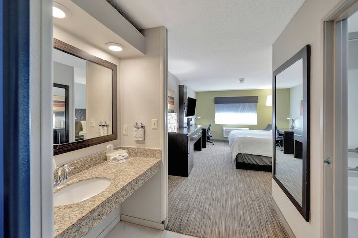 Room 91 of 163