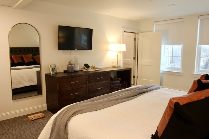 Room 178 of 220