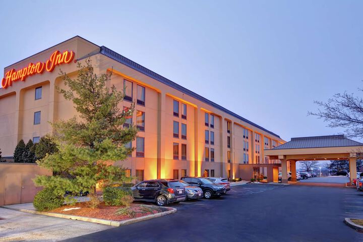 Hotel 2 of 32