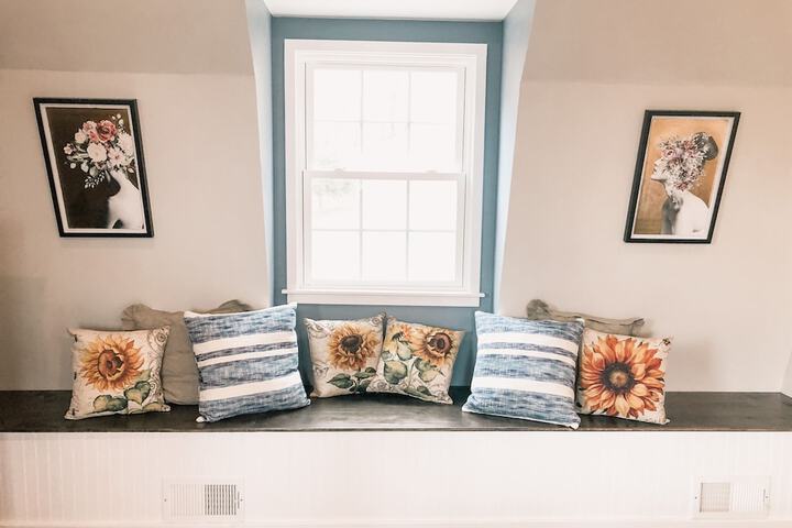 Room 52 of 80