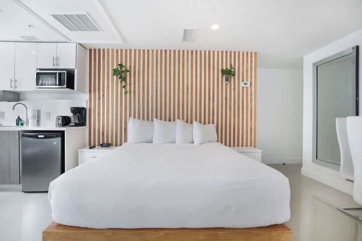 Room 72 of 167
