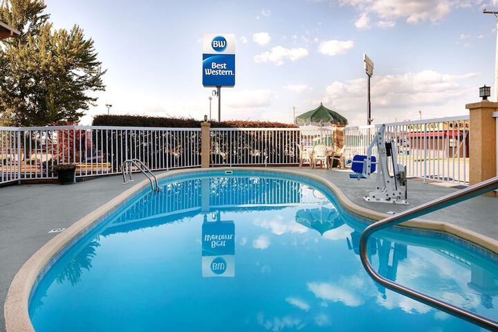 Pool 3 of 14
