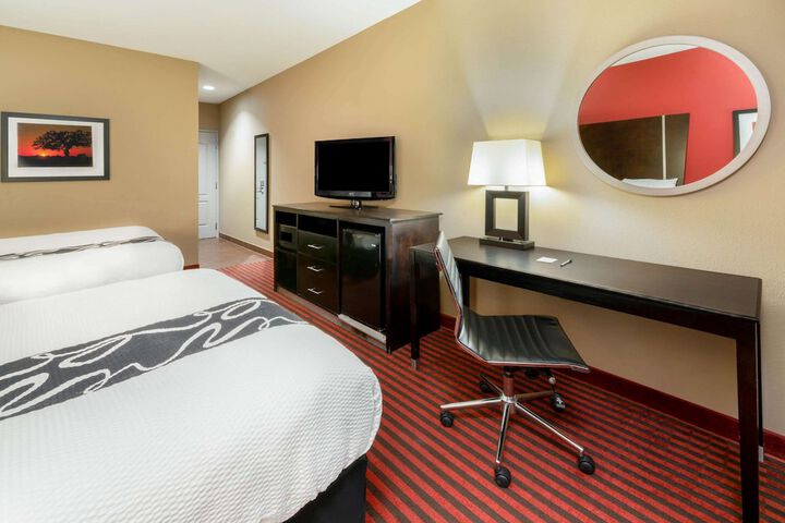 Room 9 of 31