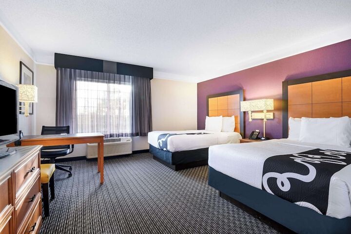 Room 16 of 30