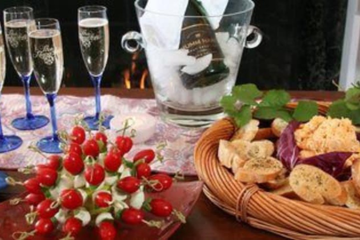 Dining 57 of 72
