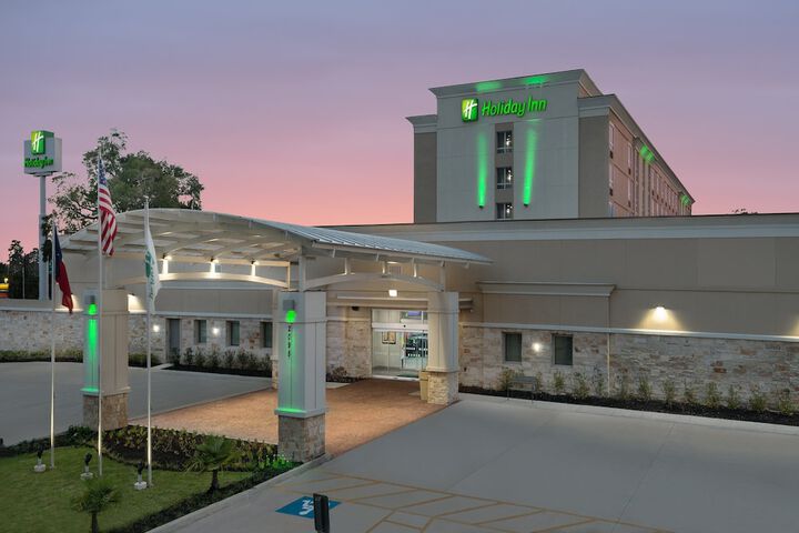 Hotel 7 of 39