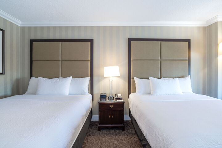 Sandman Signature Edmonton Downtown Hotel