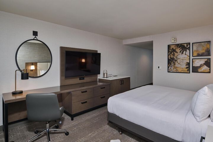 DoubleTree by Hilton Buena Park