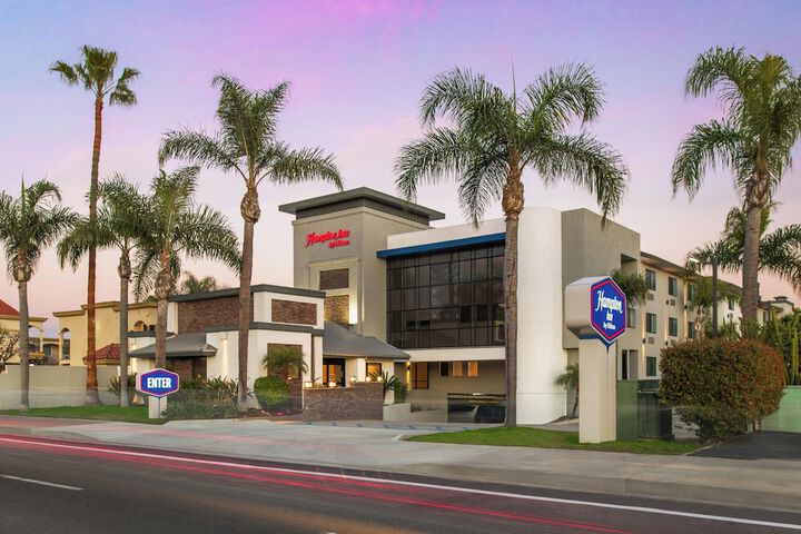 Hampton Inn by Hilton Costa Mesa Newport Beach