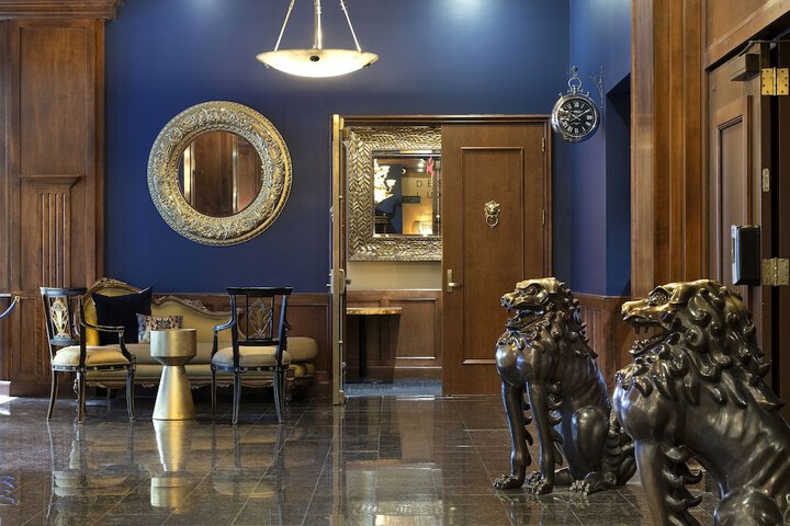 Des Lux Hotel