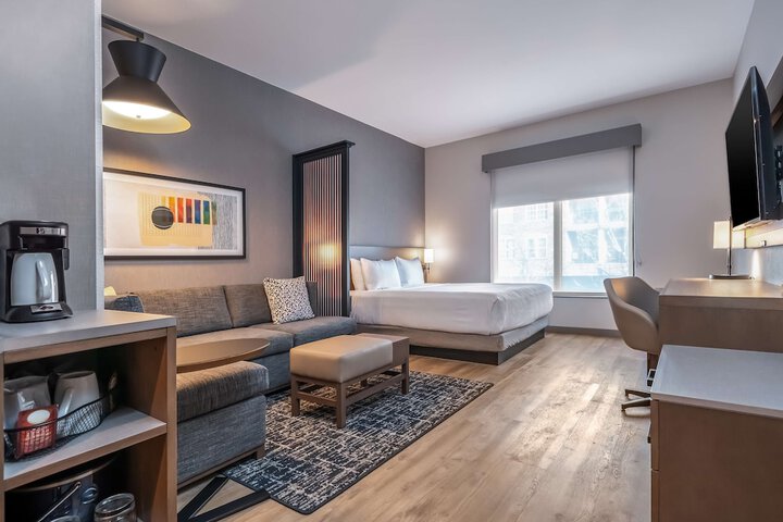 Room 45 of 85