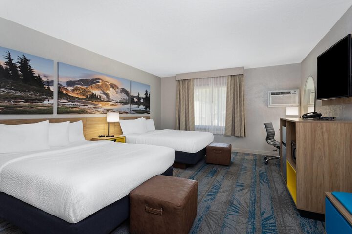 Days Inn and Suites by Wyndham Downtown Missoula-University