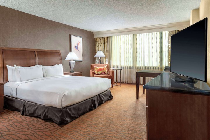 Hilton Orange County / Costa Mesa