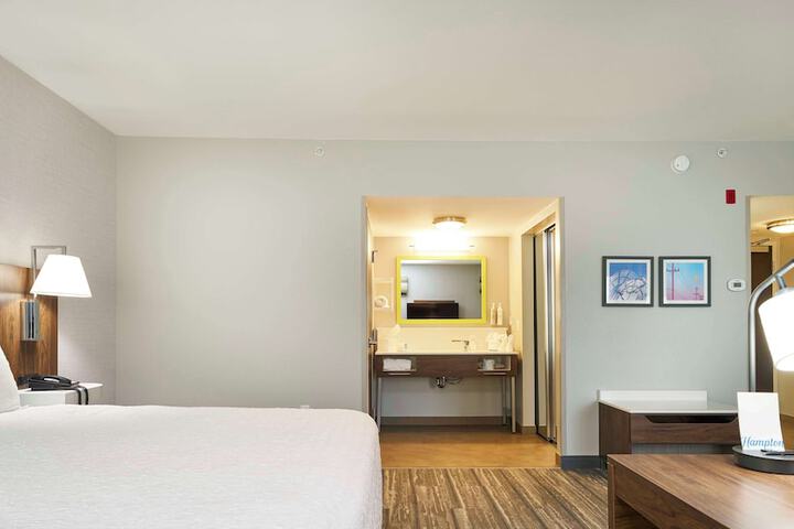 Hampton Inn & Suites Salinas