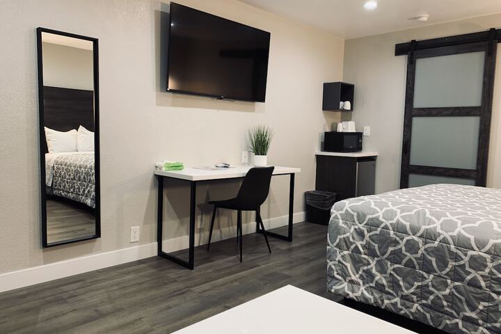 Room 40 of 46