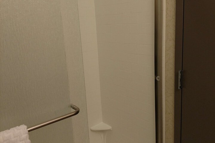 Room 18 of 49