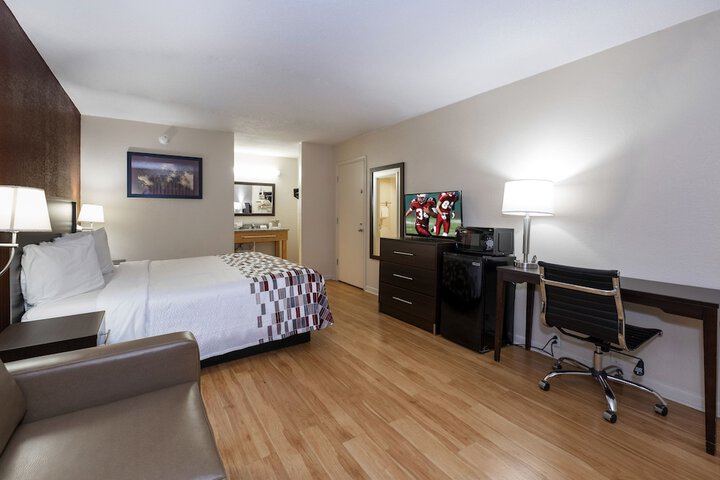 Room 18 of 29