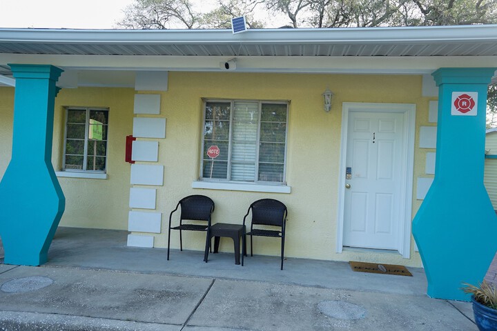 Mar Bay Motel & Suites