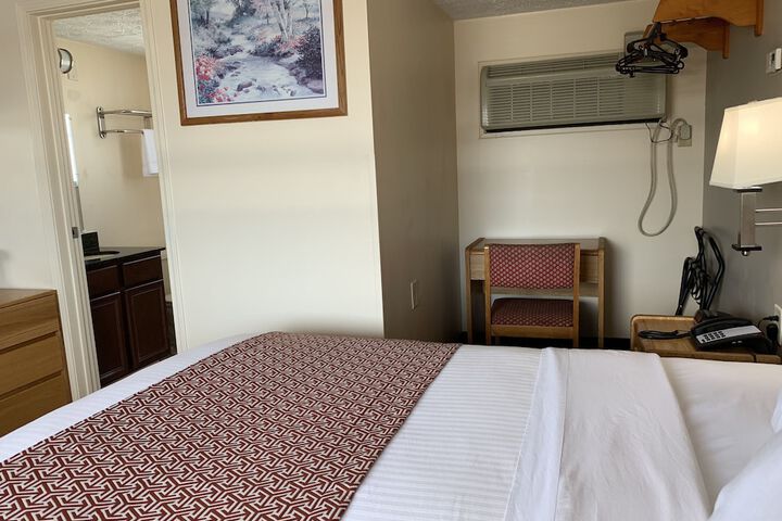 Room 15 of 15
