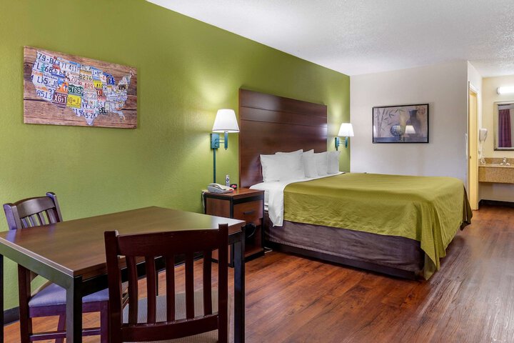 Room 19 of 29