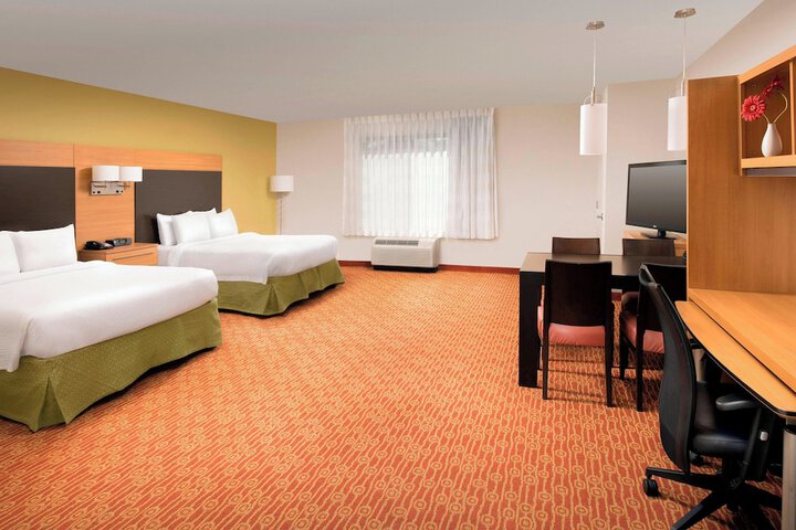 Room 21 of 28