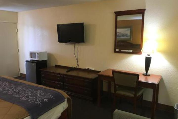 Budget Inn Arcola
