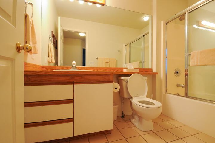 Room 105 of 184