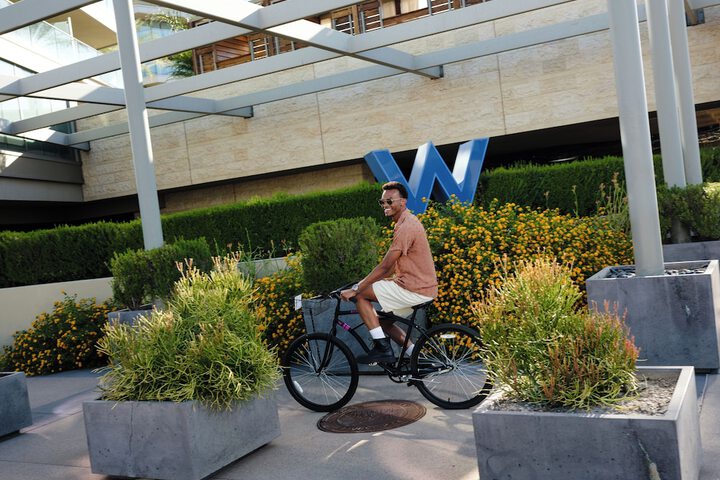 W Scottsdale