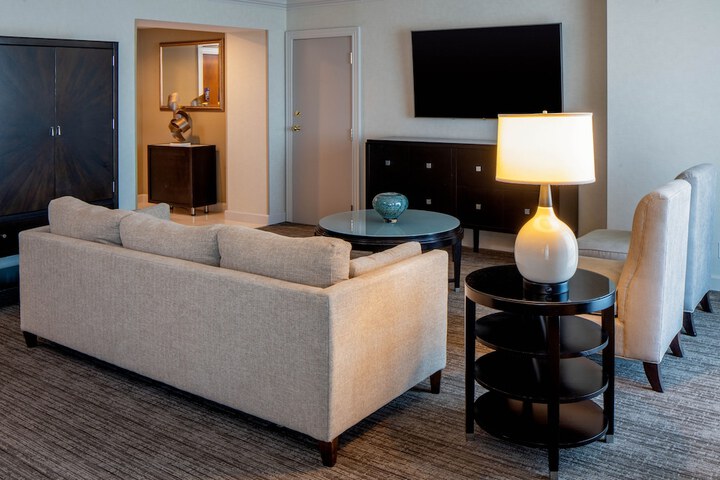 Room 46 of 68