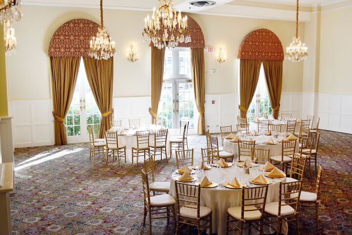 Ballroom/Hall 63 of 75