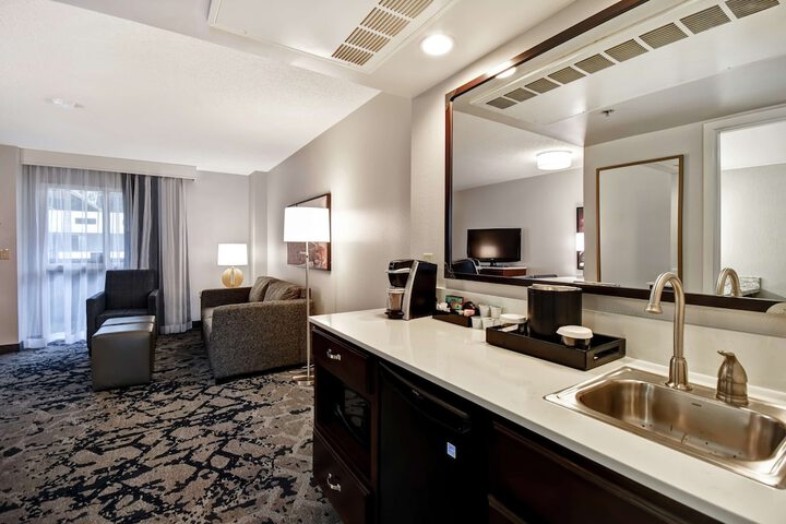 Embassy Suites by Hilton Montgomery Hotel & Conference Ctr