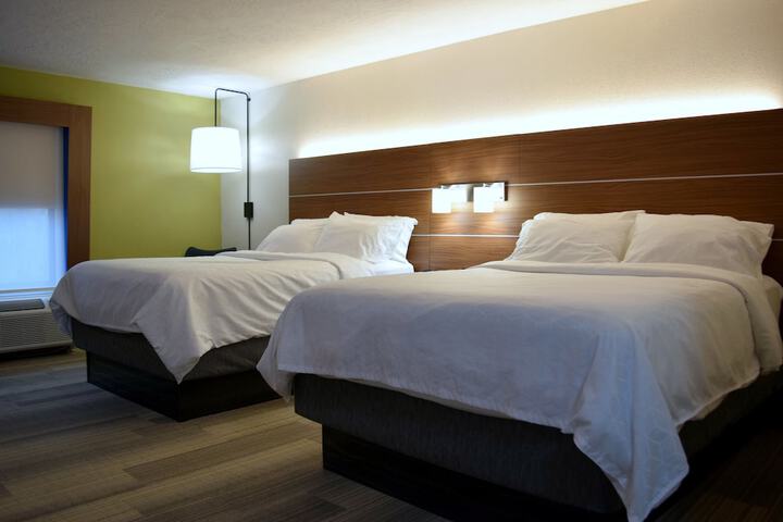 Room 22 of 53