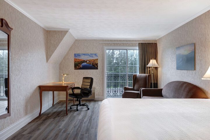 Room 28 of 41