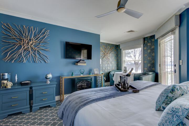 Room 43 of 72
