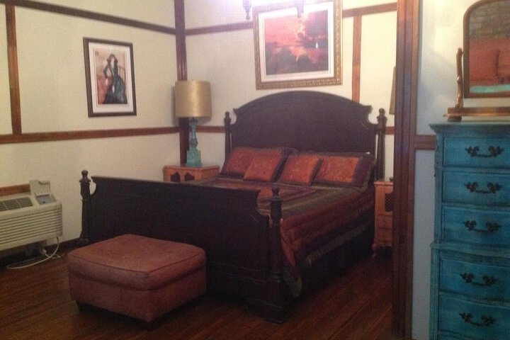 Room 77 of 80