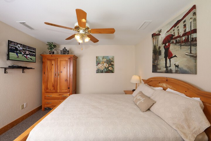 Room 18 of 36