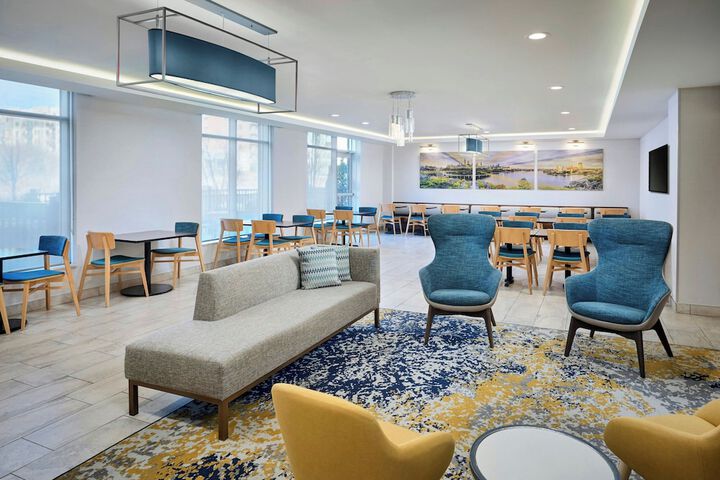 TownePlace Suites by Marriott Ottawa Kanata