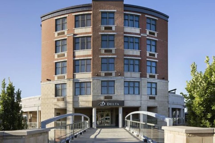 Hotel 5 of 60